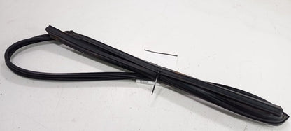 Nissan Maxima Door Glass Window Seal Rubber Right Passenger Front 2011 2012 2013