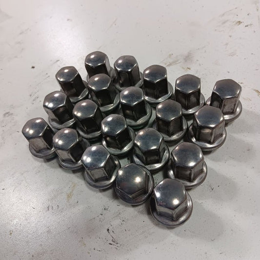 Chevy Malibu Lug Nut Set 2019 2020 2021 2022