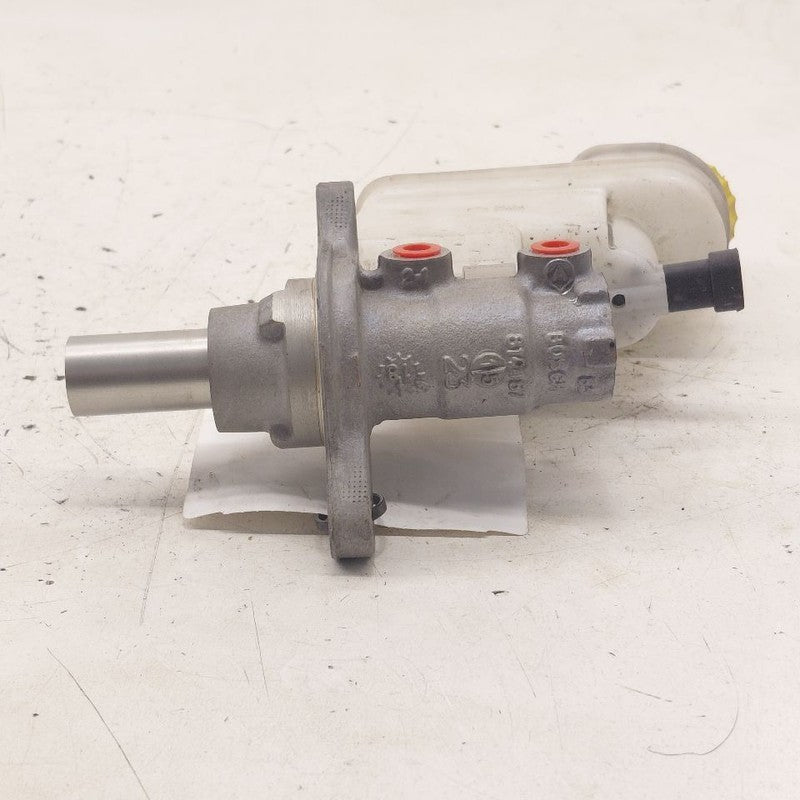 2018 Fiat 500 X Model Brake Master Cylinder