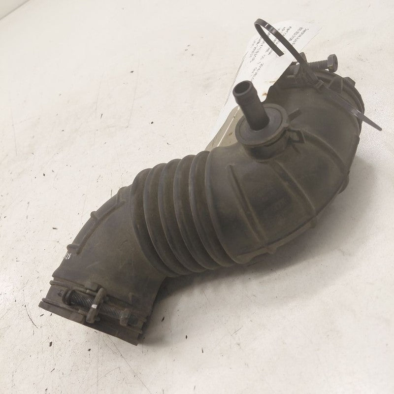 Hyundai Veloster Air Cleaner Tube Intake Hose  1.6 2017 2016 2015 2014