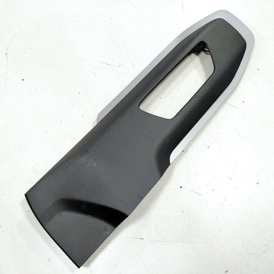 Ford Bronco Sport Int. Door Handle Bezel Right Pass. Front {M1PBS24104