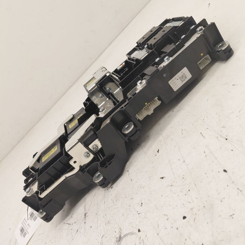 Honda Clarity Battery Relay Block {1E1005WJA011M1} 2018 2019 2020