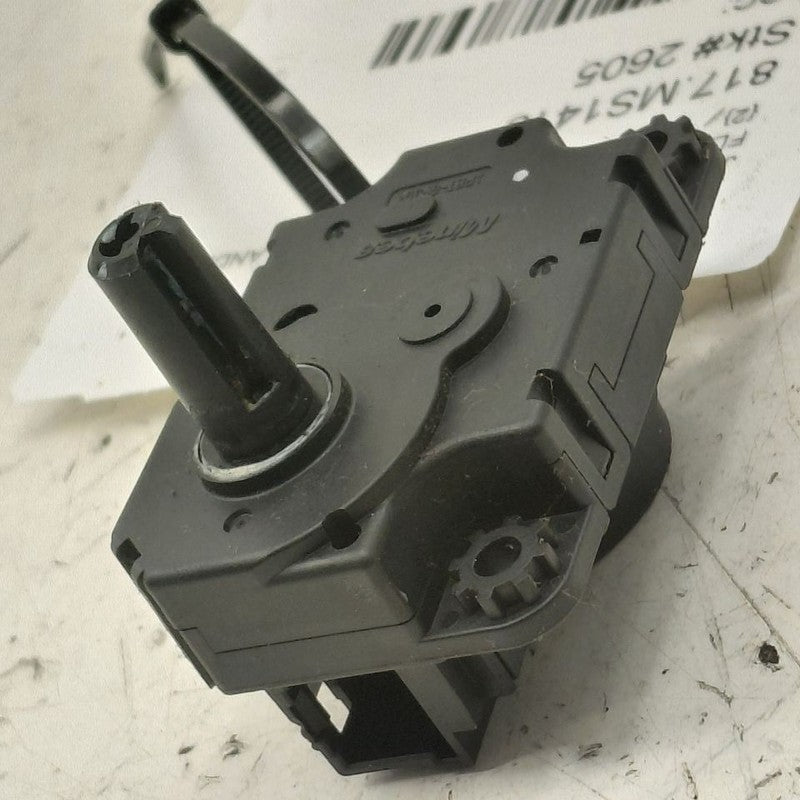 Mitsubishi Outlander   Flap Door Motor Heater AC Door Actuator  2018 2