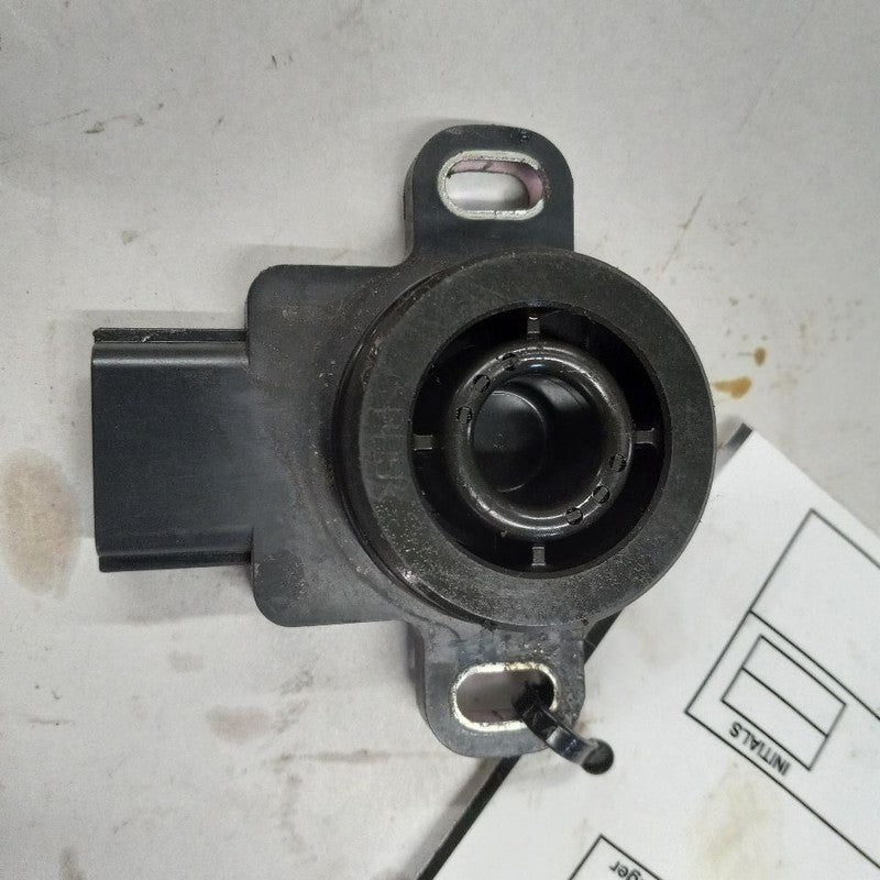 INFINITI QX50 Variable Timing Gear Oil Control Valve Solenoid Cylinder Head 2017