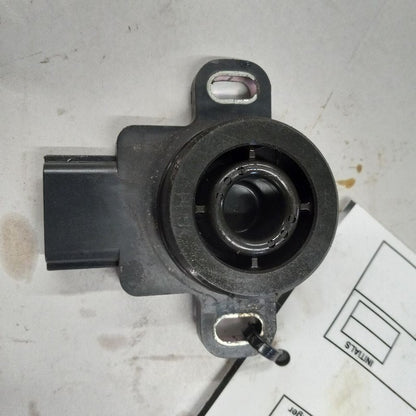 INFINITI QX50 Variable Timing Gear Oil Control Valve Solenoid Cylinder Head 2017
