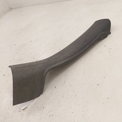 Jeep Cherokee Sill Trim Plate Door Jam Threshold Right Passenger Rear 