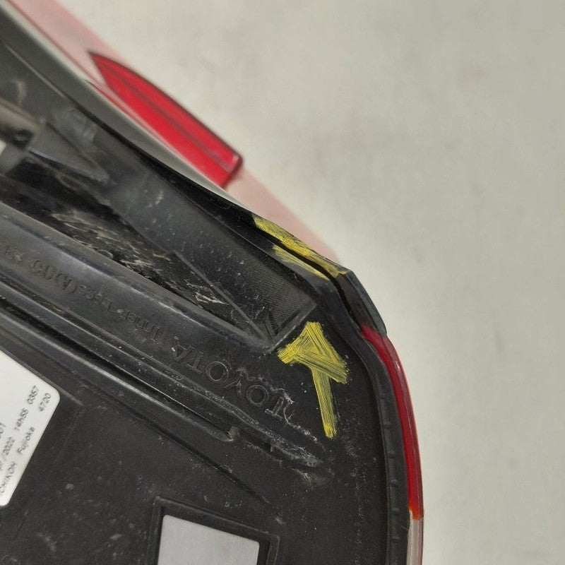 Driver Left Tail Light Brake Lamp VIN Fu 7th And 8th Digit 19-22 Toyot