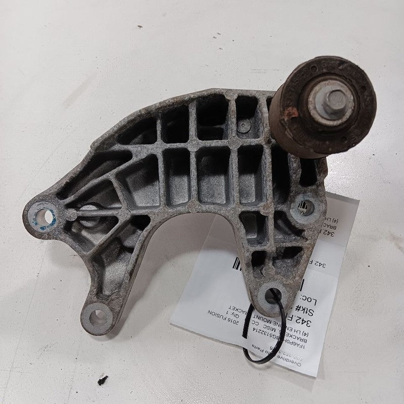 Ford Fusion Driver Left Engine Mount Bracket  1.5 2016 2015 2014 2013 