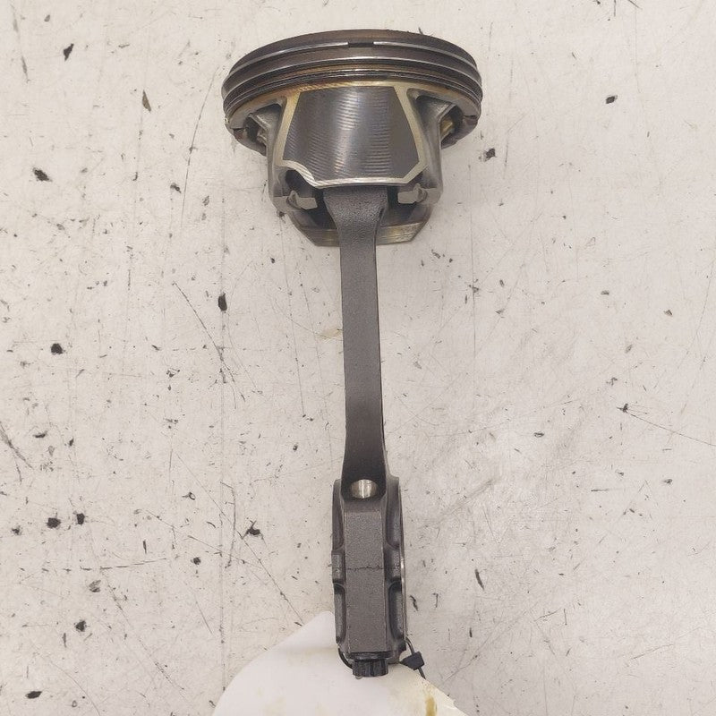 Kia Sportage Single Piston With Connecting Rod   2.4 2020 2021 2022