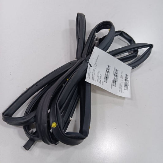 Mitsubishi Outlander On Door Seal Rubber Left Driver Rear Back  2020 2