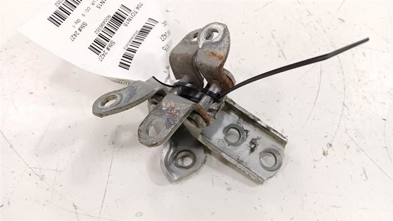 Toyota Prius Left Rear Door Hinges    2012 2013 2014 2015