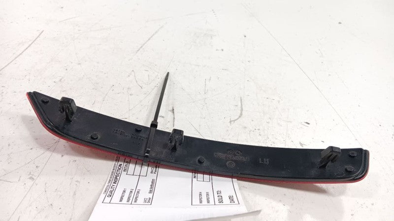 Volkswagen Golf Rear Marker Light Lamp 2010 2011 2012 2013 2014