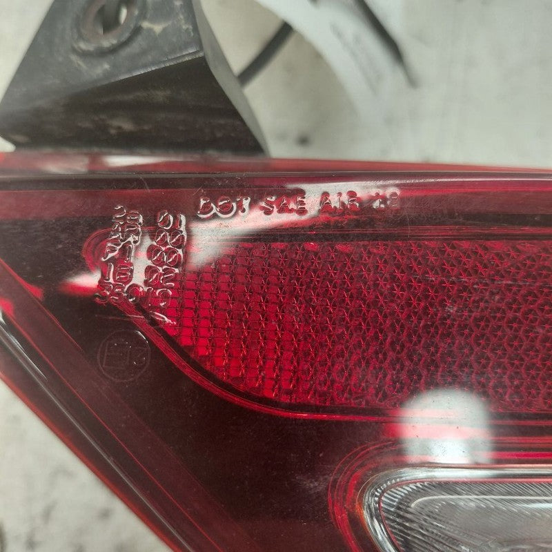Passenger Right Rear Tail Light Brake Lamp Fits 19-20 Hyundai Santa Fe