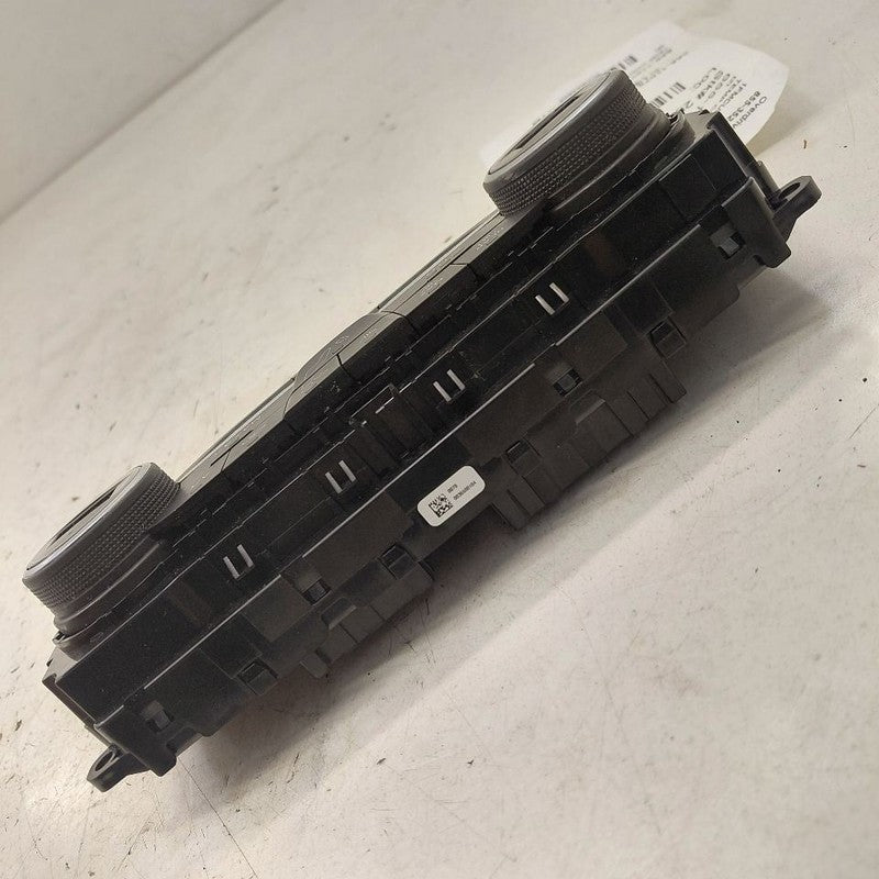 Front Temperature Control Heat Heater AC Switch With Dual Zone 20-22 F