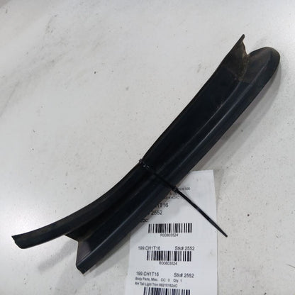 Chrysler 300 Passenger Right Tail Light Trim {68216162AC} 2015 2016 20