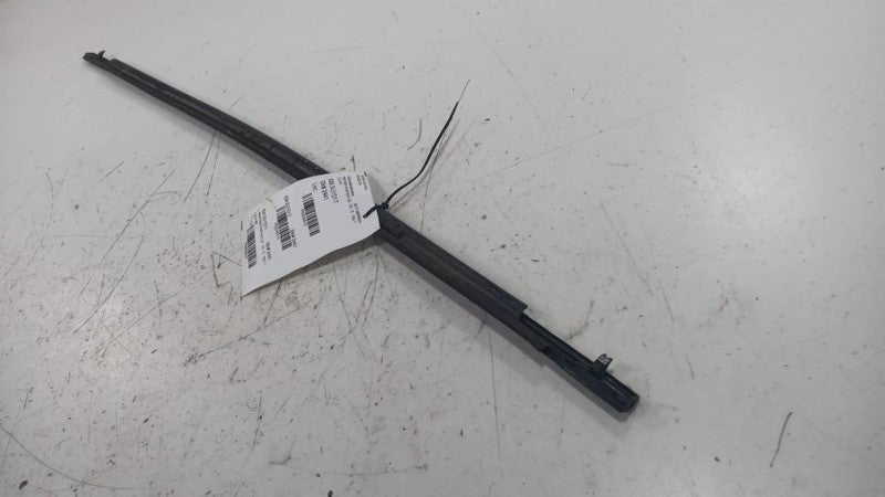 Subaru Impreza Door Glass Window Weather Strip Trim Rear Left Back  20