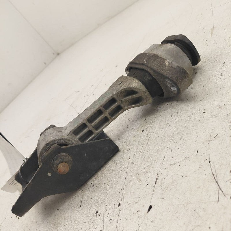 Hyundai Veloster Engine Motor Mount Rear Back  1.6 2017 2016 2015 2014