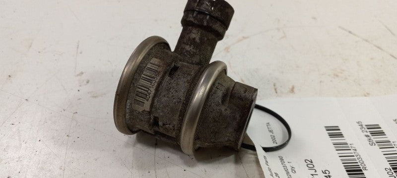 Volkswagen Jetta EGR Valve 2003 2002 2001 2000 OEM