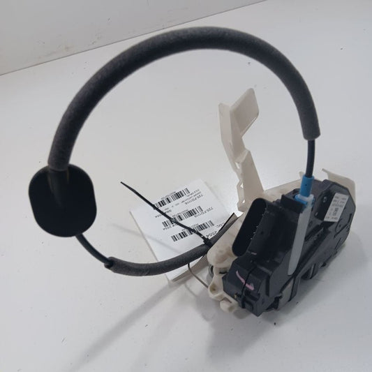 Ford Mustang Door Latch Lock Right Passenger Front  2015 2016 2017 OEM