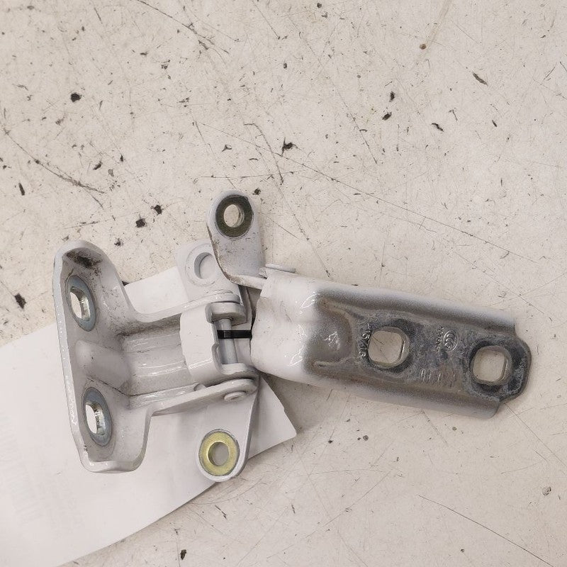 Chevy Trax Door Hinge Set Right Rear Passenger  2022 2021