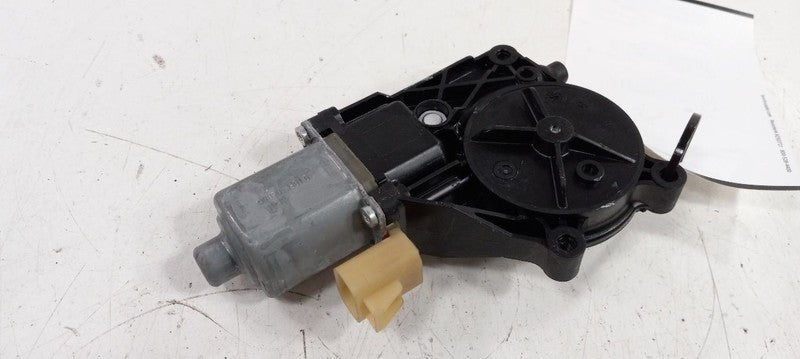 96964421 Left Power Window Motor Rear Thru 4/25/2012 Fits 11-12 CRUZE