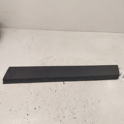 Chevy Trax Door Molding Trim Strip Right Passenger Side Front  2022 20