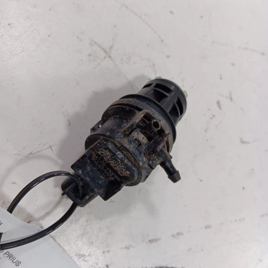 Toyota Prius C Windshield Washer Wash Fluid Reservoir Motor Pump Elect
