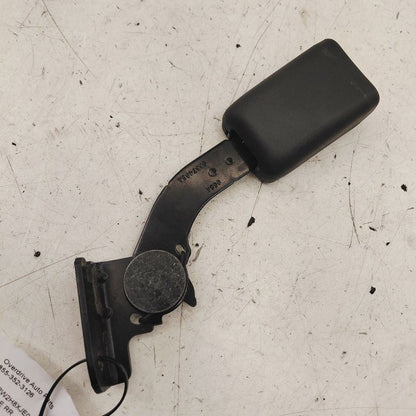 Honda CR-V Seat Belt Buckle Latch Right Passenger Rear Back  2017 2018
