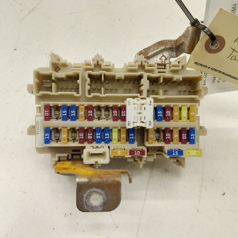 Nissan Maxima Cabin Fuse Box Interior Inner Under Dash  2018 2017 2016