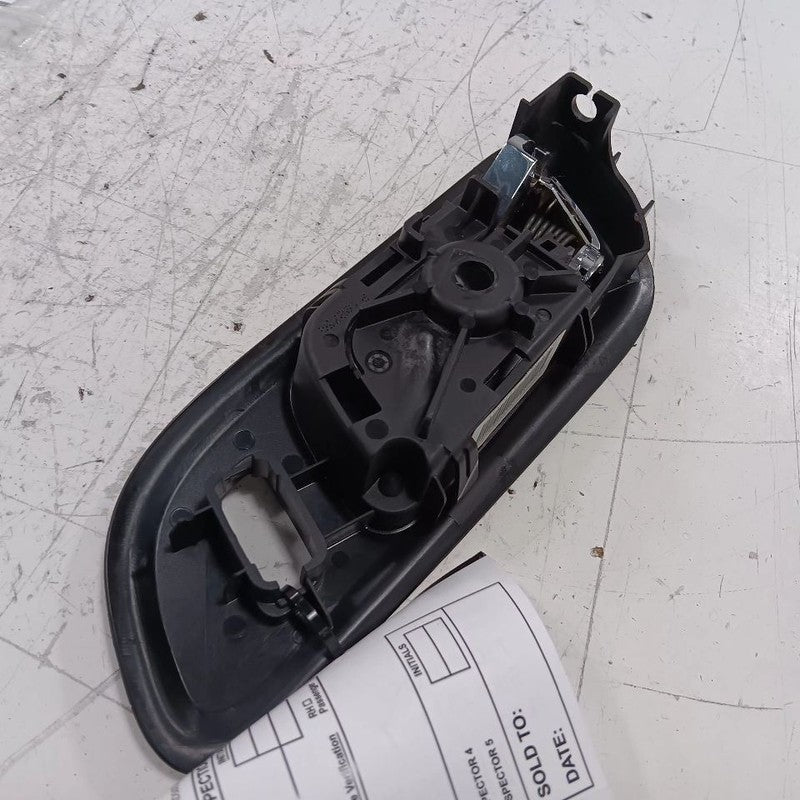 Ford Taurus Door Handle Right Passenger Front Interior Inside  2019 2018 2017 