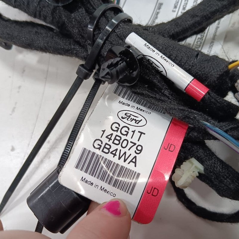 Ford Taurus Console Harness {GG1T-14B079-JD} 2019 2018 2017 2016 2015 