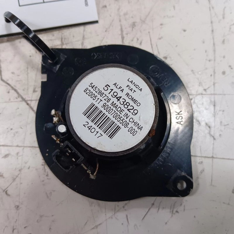 Jeep Renegade Tweeter Right Passenger Tweeter Speaker  2015 2016 2017 