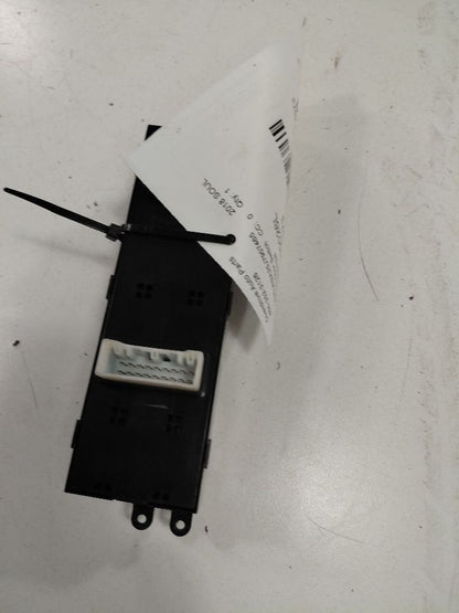 Driver Front Door Switch Driver's Master Model Fits 17-19 SOUL