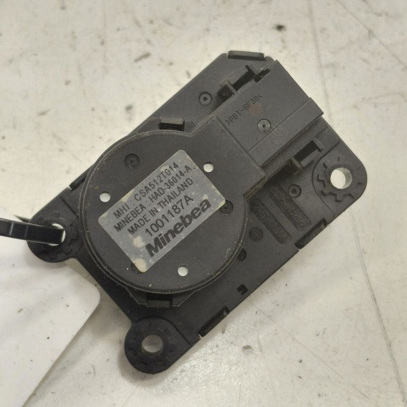 Mitsubishi Outlander   Flap Door Motor Heater AC Door Actuator  2018 2