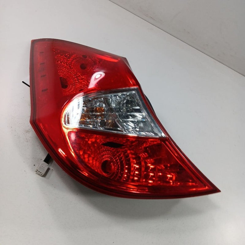 Driver Left Tail Light Brake Lamp Qrtr Panel Mounted Hatchback 12-17 Accent