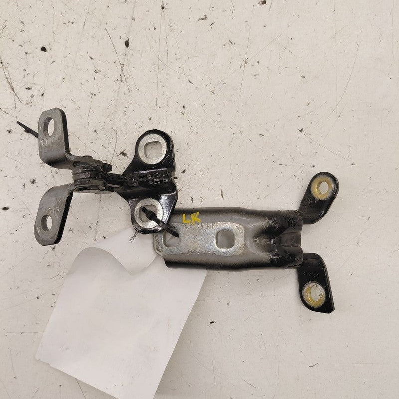 Chevy Equinox Door Hinge Set Left Driver Rear  2024 2023 2022
