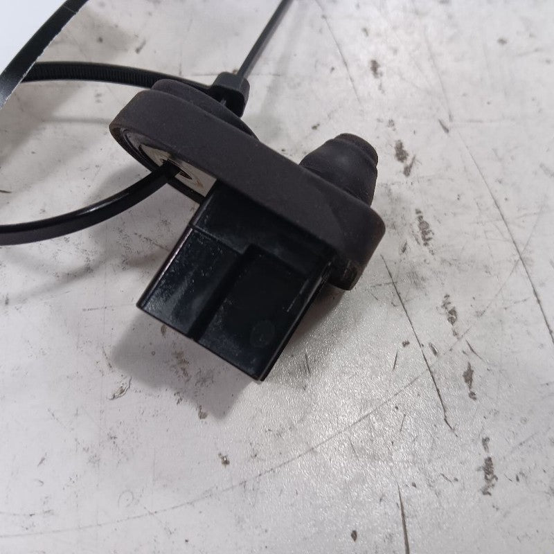 Nissan LEAF Door Ajar Switch Door Open Dome Light Switch  2013 2014 20