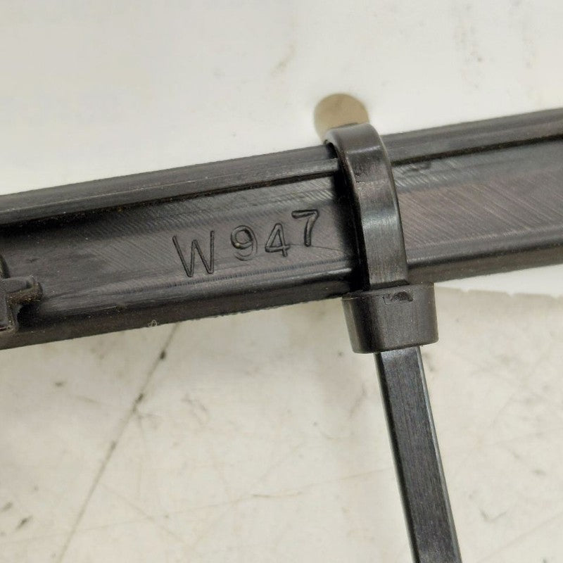 Ford Escape Interior Door Handle Bezel Surround Trim Right Passenger R