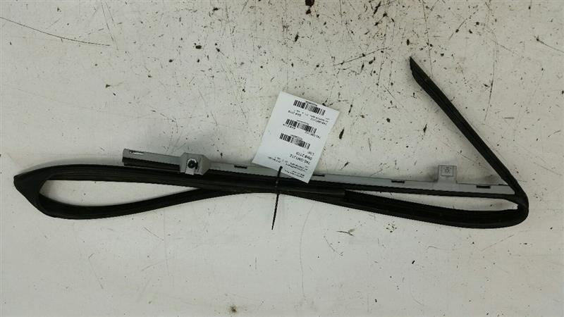 2008 2009 2010 2011 Chevy Malibu Door Glass Window Seal Rubber Right Passenger Front  2012