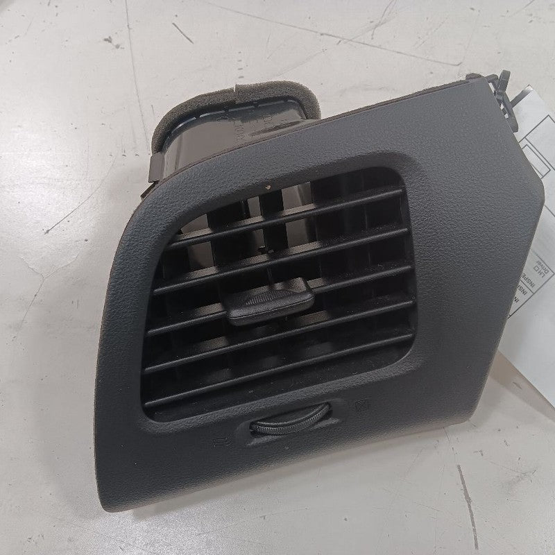 Nissan LEAF Dash Air Vent Right Passenger  2013 2014 2015 2016 2017 OE