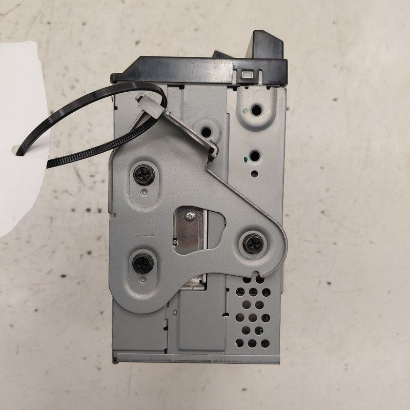 Audio Equipment Radio Receiver US Market Fits 18-21 Honda Clarity