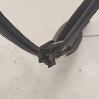 Hyundai Kona Door Glass Window Seal Rubber Left Driver Front  2021 202