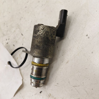 Cadillac CT6 Variable Timing Gear Oil Control Valve Solenoid Cylinder 