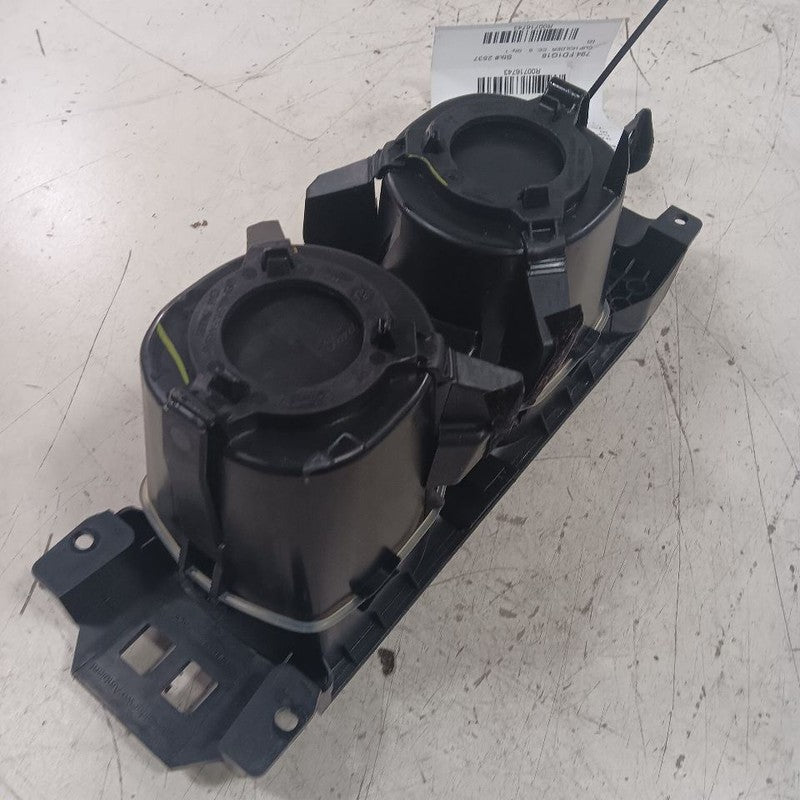 Ford Focus Cup Holder  2018 2017 2016 2015 OEM