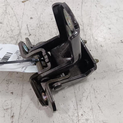 Nissan LEAF Door Hinge Set Right Rear Passenger  2013 2014 2015 2016 2017