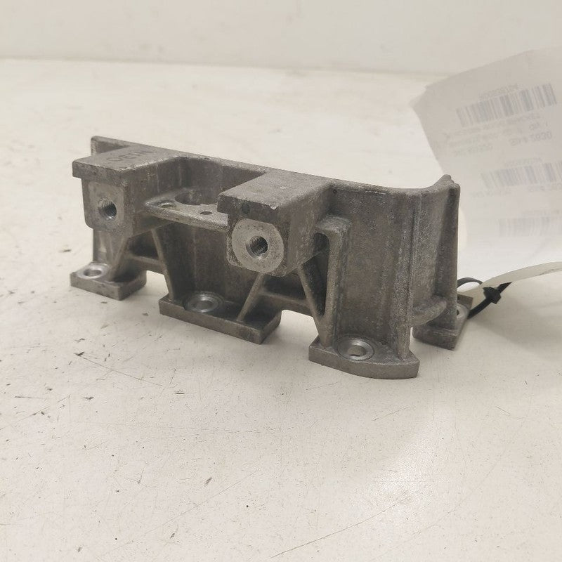 Kia Sportage AC Compressor Mount Bracket  2.4 2020 2021 2022