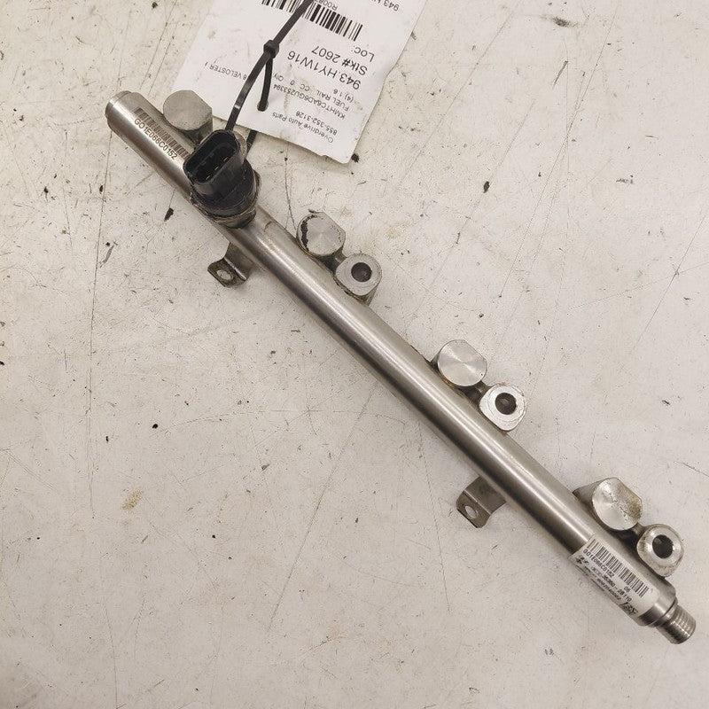 Hyundai Veloster Fuel Rail Injection Injector Mount Bar  1.6 2017 2016