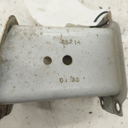 Nissan Versa Note Bumper Mount Bracket Right Passenger Side Rear  2019