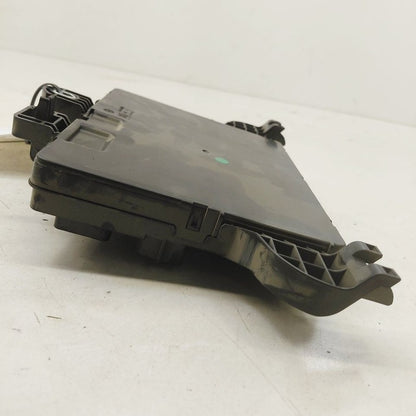 Cadillac XTS Cabin Fuse Box Interior Inner Under Dash      2016 2017 2
