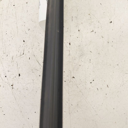 Hyundai Kona Right Front Weather Strip Interior  2021 2020 2019